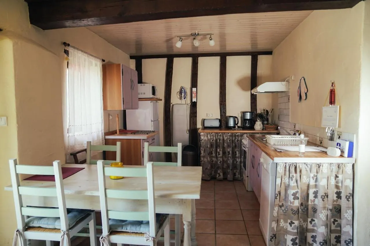 Michouat Guest House Vidou 0*,