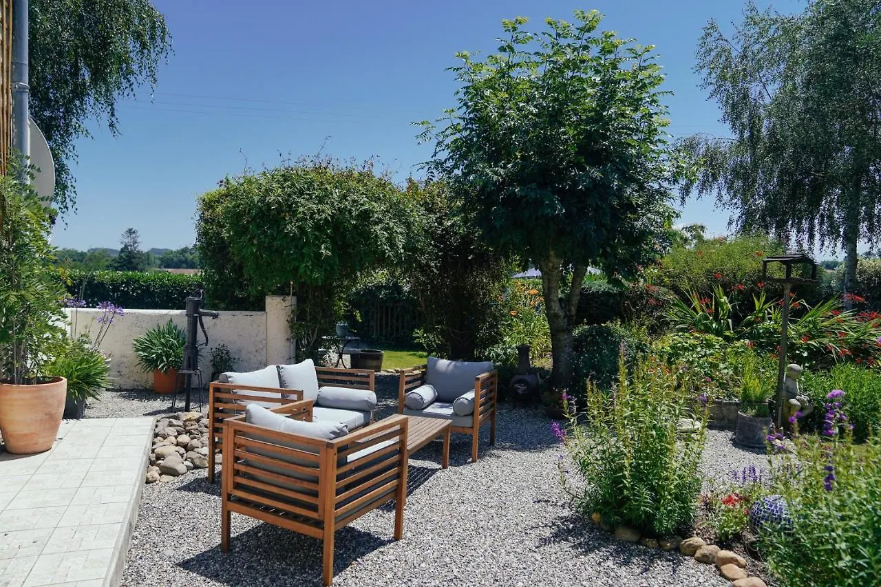 Michouat Guest House Vidou Country house